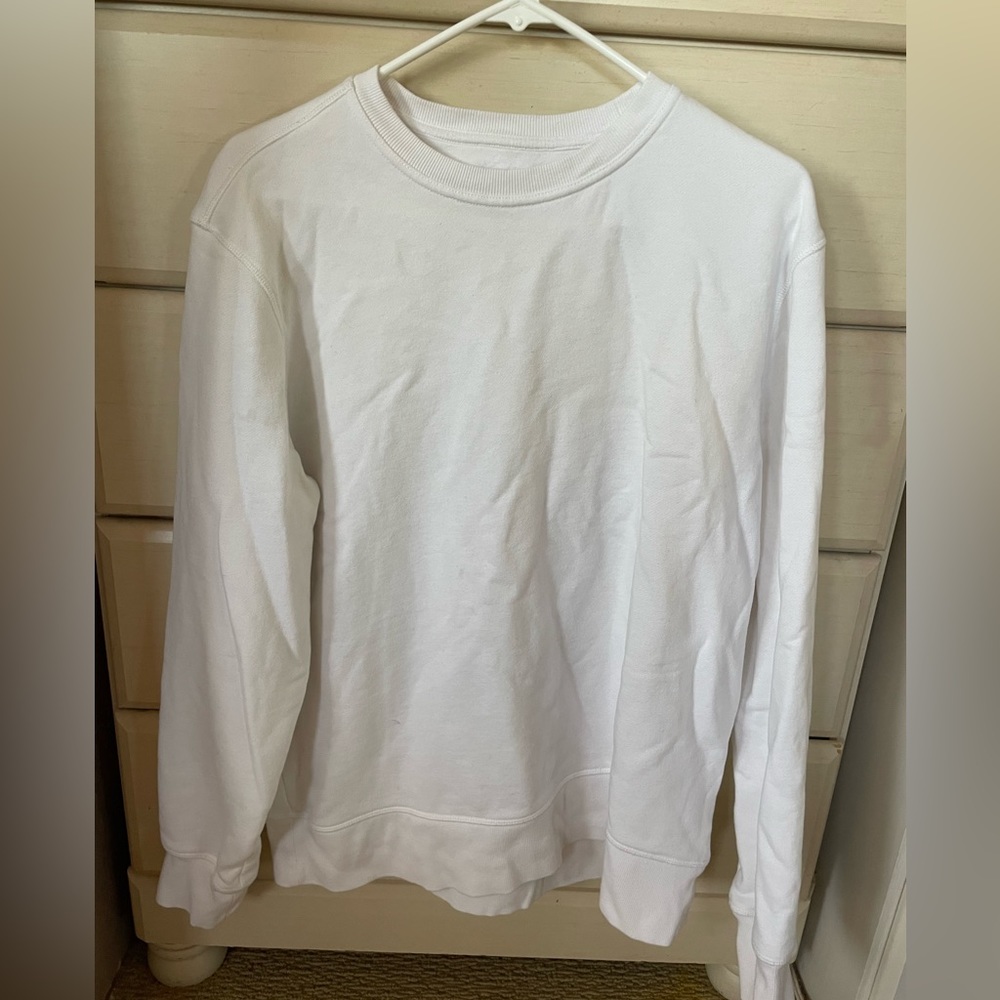 White plain crewneck long sleeve